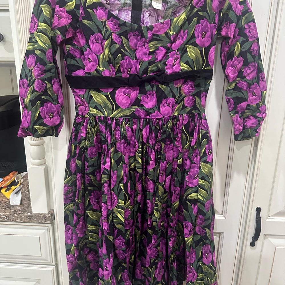 Bernie Dexter Purple Tulip Dress with Green Accents